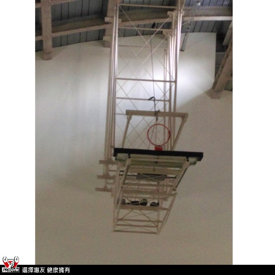 懸吊式籃球架